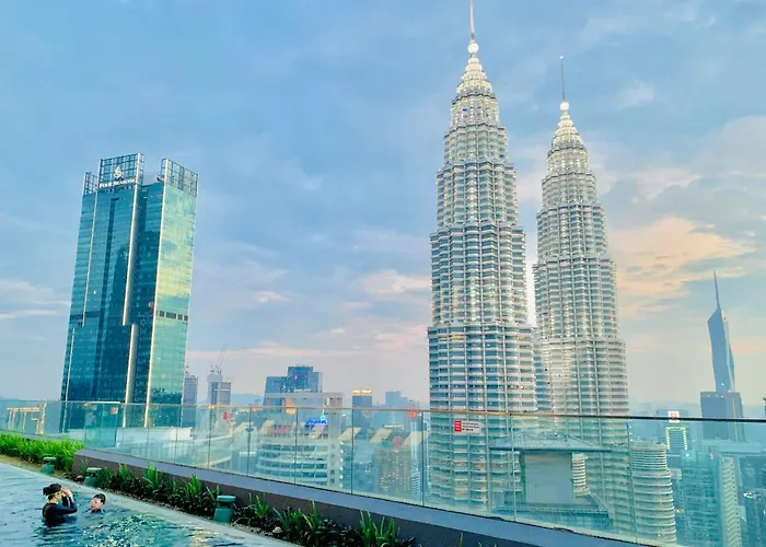 Star Klcc By R&R