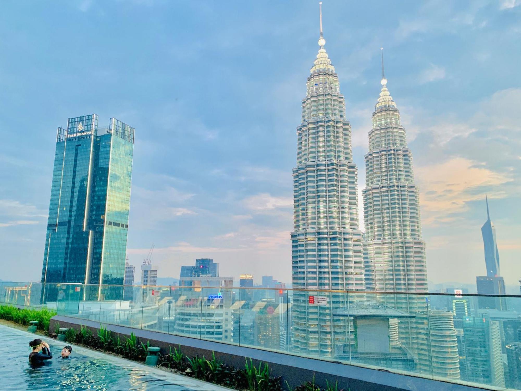 Apartment Star Klcc By R&r